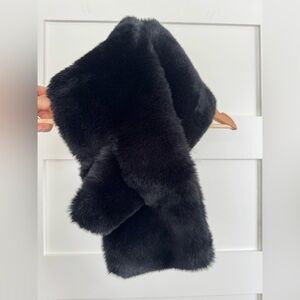 Faux Fur Scarve